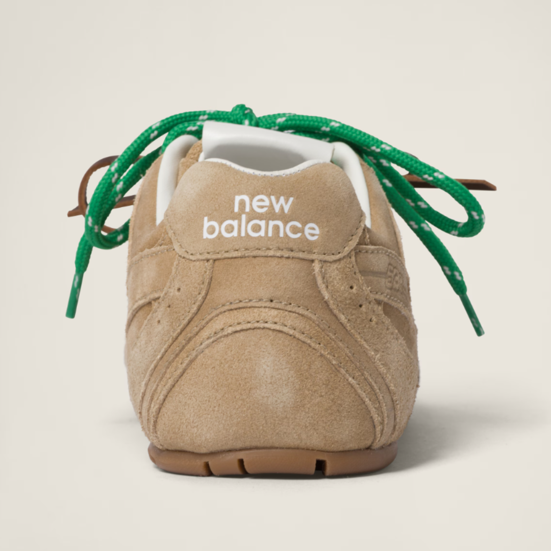 MIU MIU x New Balance Sneakers Bej