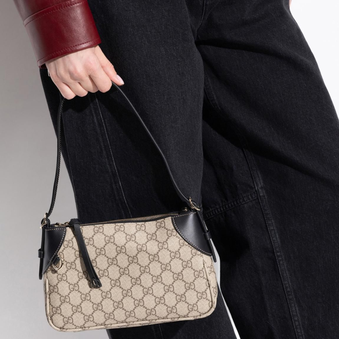Gucci Emblem Small Bag - Black